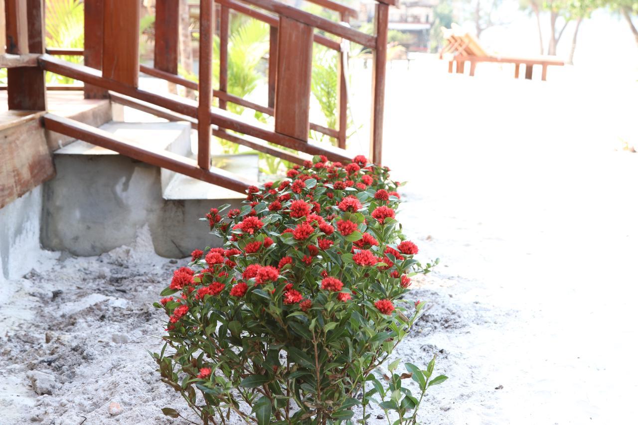 Sky Beach Resort Koh Rong Sanloem Dış mekan fotoğraf